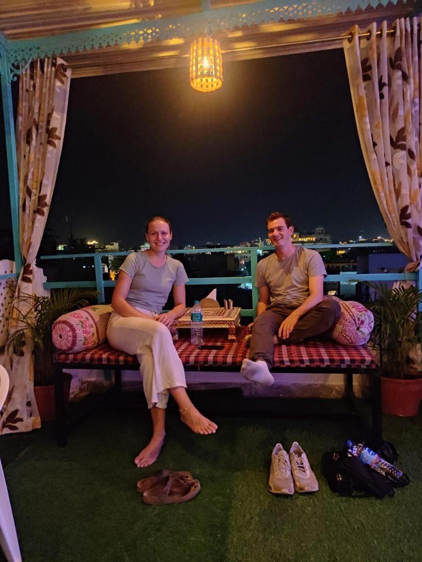 Krishna Stay Guest House Udaipur Bagian luar foto